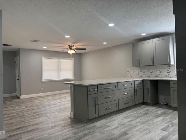 1916 VERANO DRIVE 1916C, Haines City, FL 33844