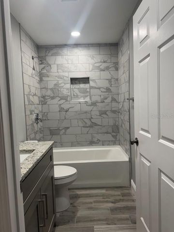 1916 VERANO DRIVE 1916C, Haines City, FL 33844