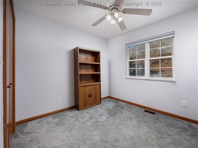 2989 Scary Creek Road, Scott Depot, WV 25560