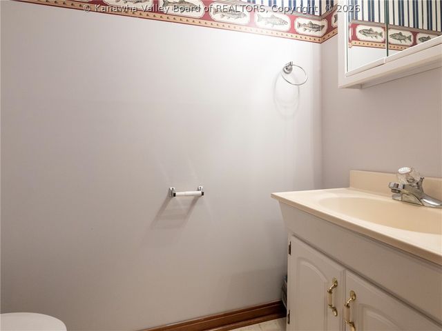 2989 Scary Creek Road, Scott Depot, WV 25560