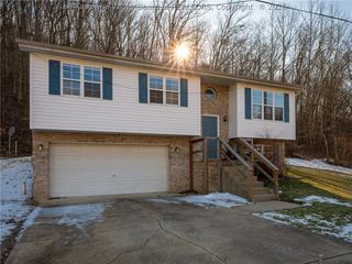 2989 Scary Creek Road, Scott Depot, WV 25560
