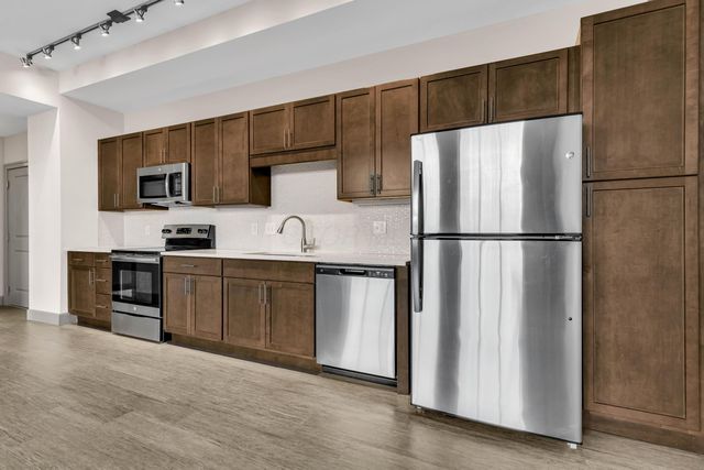 51 N High Street, 503, Columbus, OH 43215