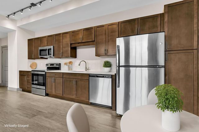 51 N High Street, 503, Columbus, OH 43215