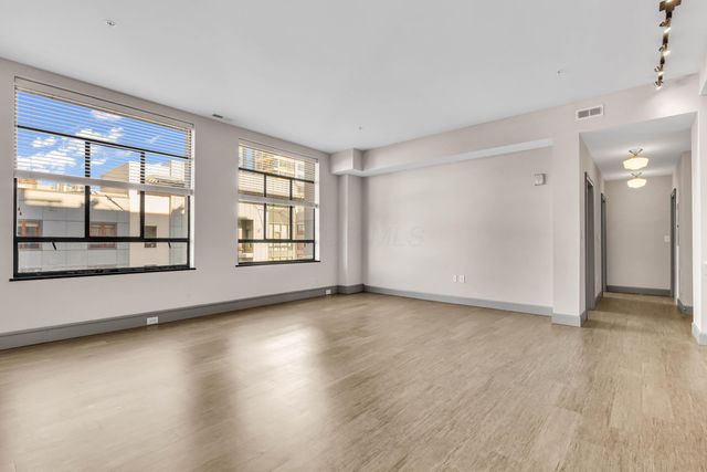 51 N High Street, 503, Columbus, OH 43215