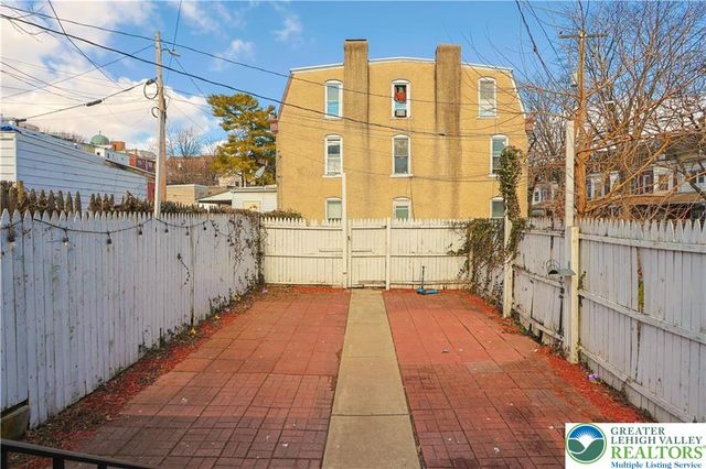 389 West Turner Street, Allentown City, PA 18102