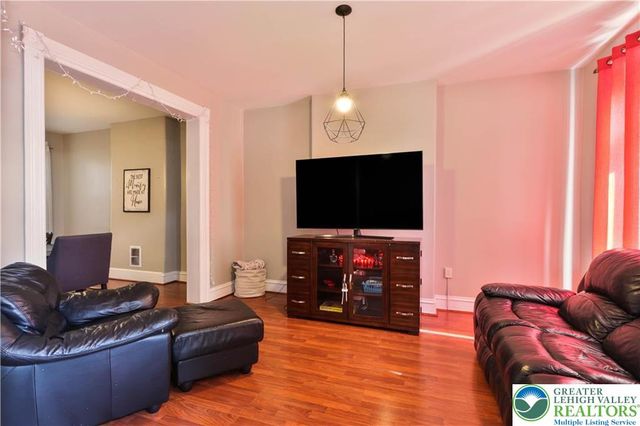 389 West Turner Street, Allentown City, PA 18102