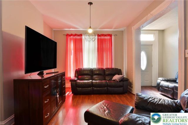 389 West Turner Street, Allentown City, PA 18102