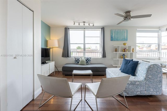 420 15th St 307, Miami Beach, FL 33139