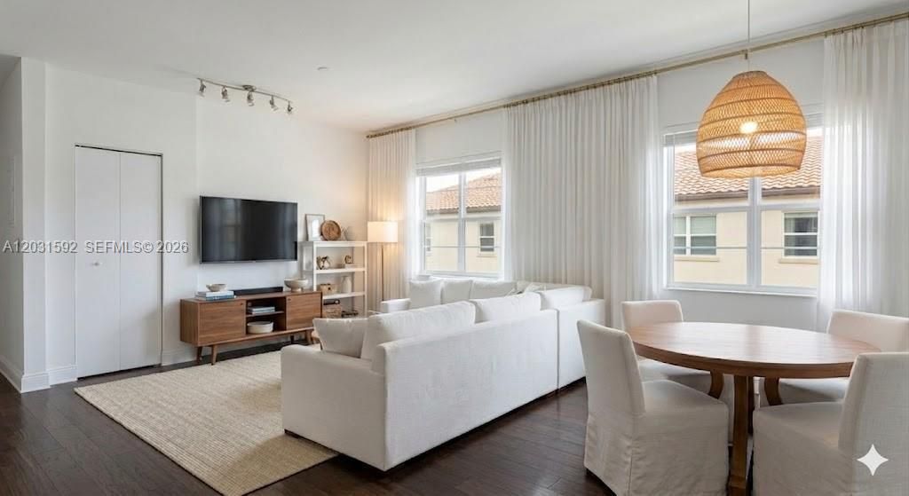 420 15th St 307, Miami Beach, FL 33139