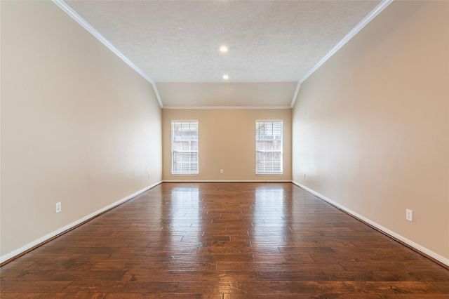 411 Senna Avenue, League City, TX 77573