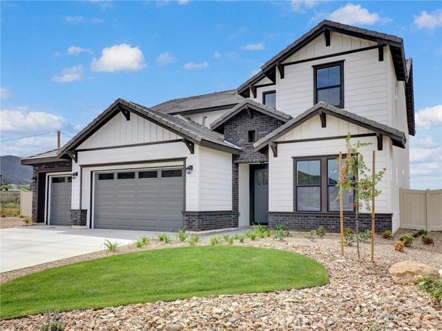 35871 Wildwood Crest Drive, Yucaipa, CA 92399