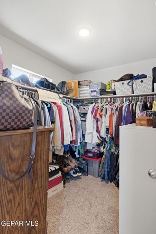 6429 SARA BETH Place, El Paso, TX 79932