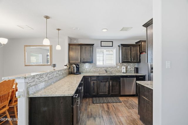 6429 SARA BETH Place, El Paso, TX 79932