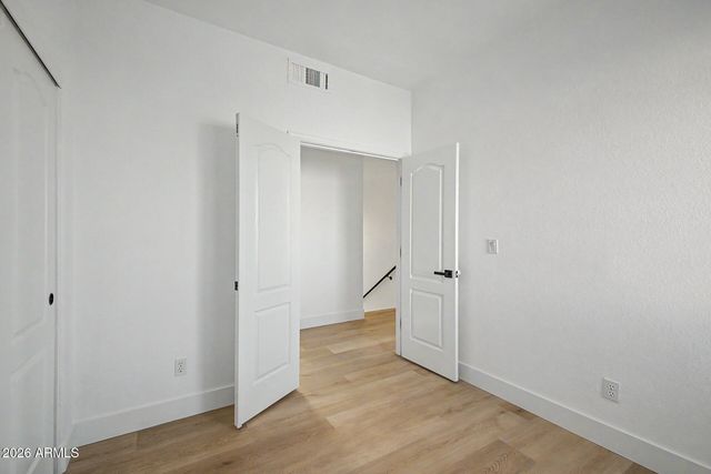 1944 E FELLARS Drive, Phoenix, AZ 85022