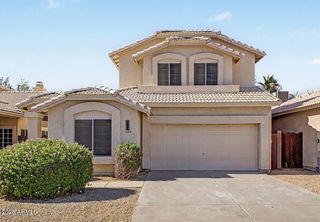 1944 E FELLARS Drive, Phoenix, AZ 85022