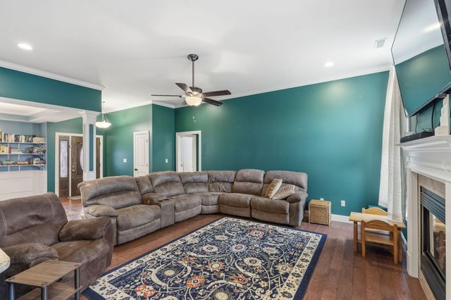 4515 WEYBRIDGE DR, Columbia, MO 65203