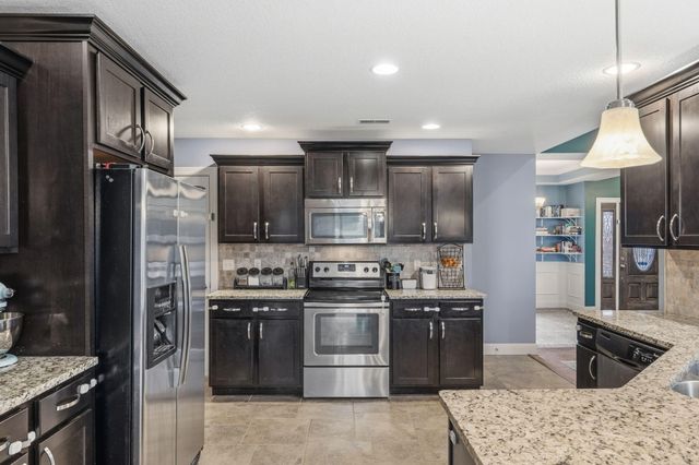 4515 WEYBRIDGE DR, Columbia, MO 65203