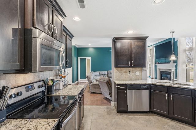 4515 WEYBRIDGE DR, Columbia, MO 65203