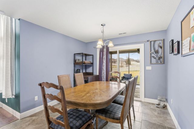 4515 WEYBRIDGE DR, Columbia, MO 65203