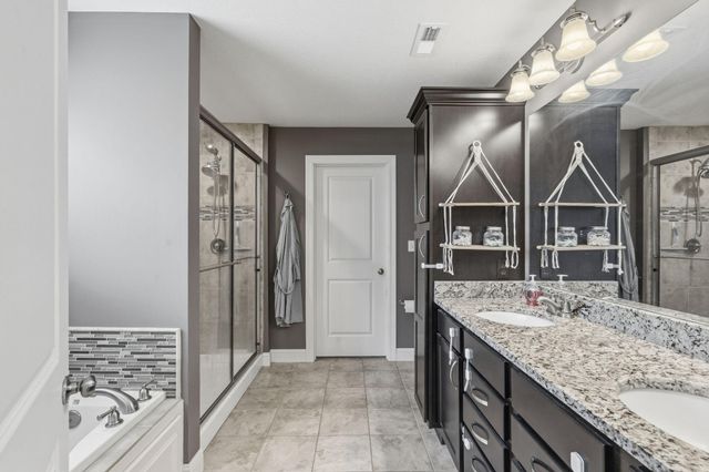 4515 WEYBRIDGE DR, Columbia, MO 65203