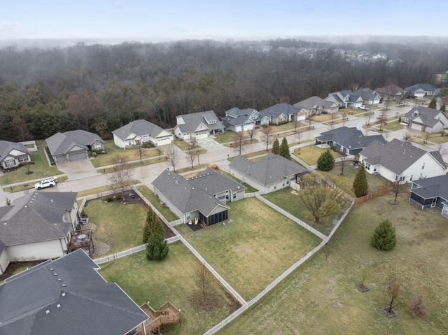 4515 WEYBRIDGE DR, Columbia, MO 65203