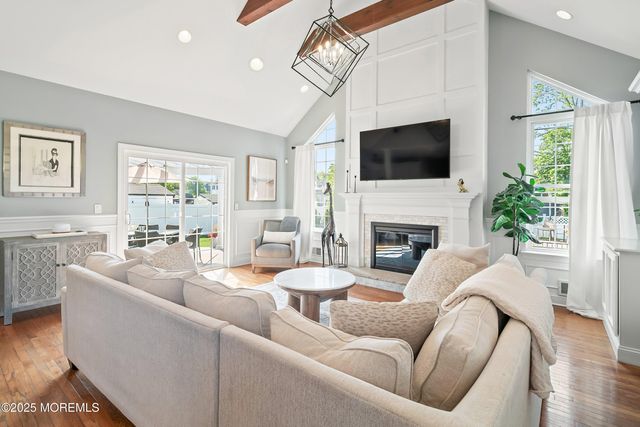 109 Seward Avenue, Toms River, NJ 08753