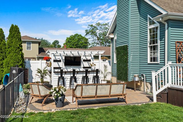 109 Seward Avenue, Toms River, NJ 08753