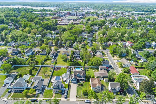 109 Seward Avenue, Toms River, NJ 08753