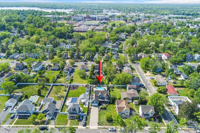 109 Seward Avenue, Toms River, NJ 08753