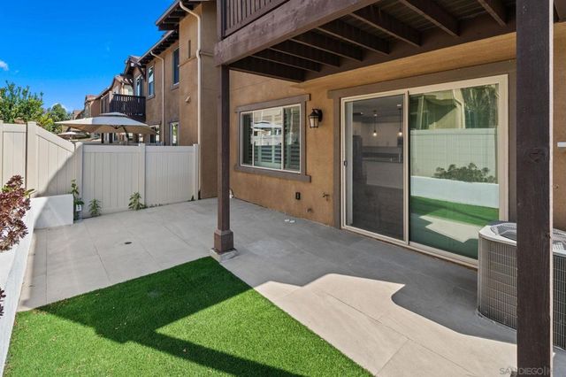 3251 Crecida, Carlsbad, CA 92010