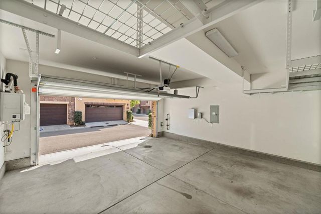 3251 Crecida, Carlsbad, CA 92010
