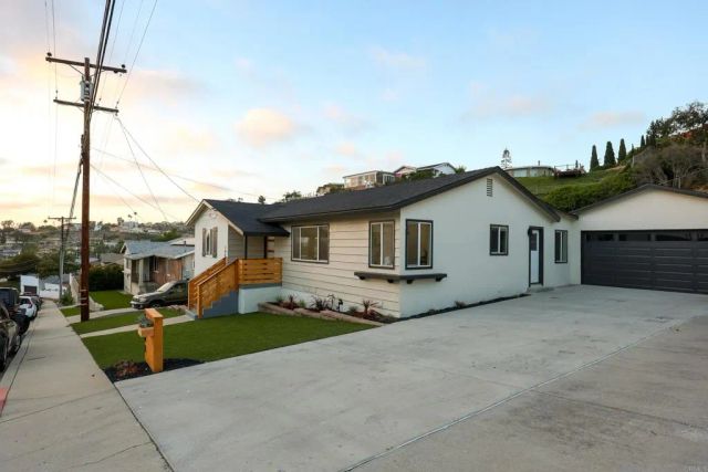 1003 Manchester Street, National City, CA 91950