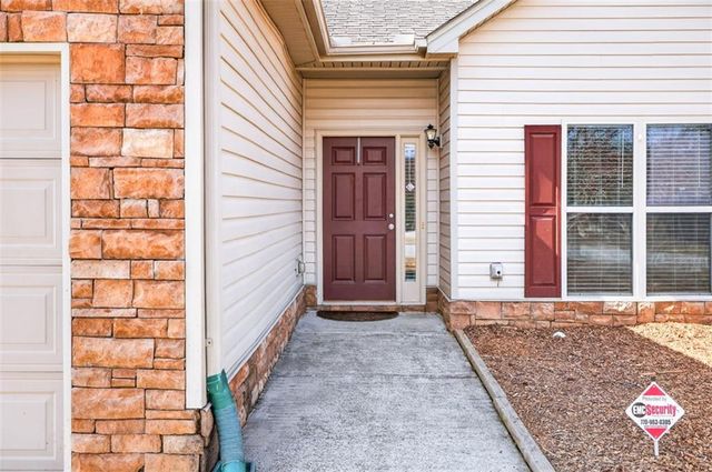 1412 Silvergate Way, Winder, GA 30680