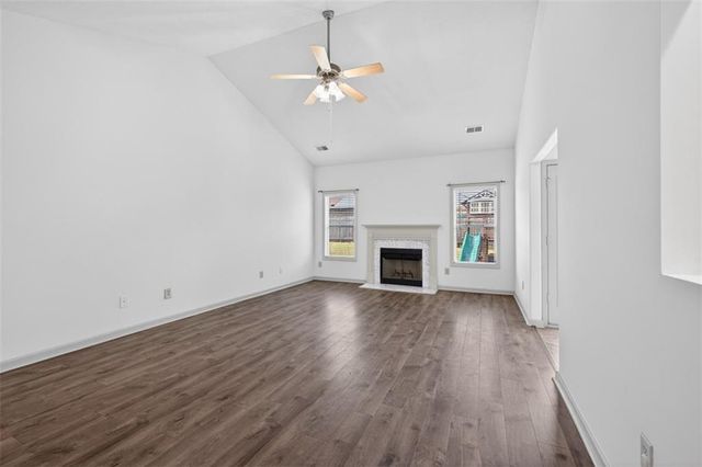 1412 Silvergate Way, Winder, GA 30680