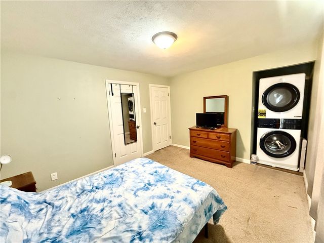 505 E Hazelcroft Ave, New Castle, PA 16105