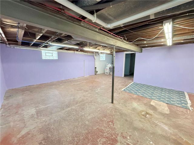 505 E Hazelcroft Ave, New Castle, PA 16105