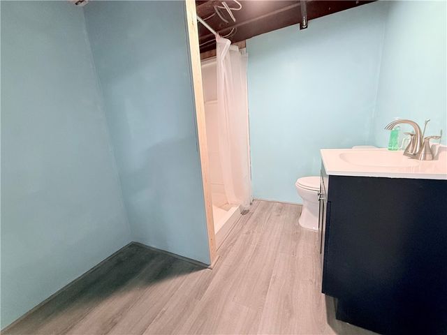 505 E Hazelcroft Ave, New Castle, PA 16105