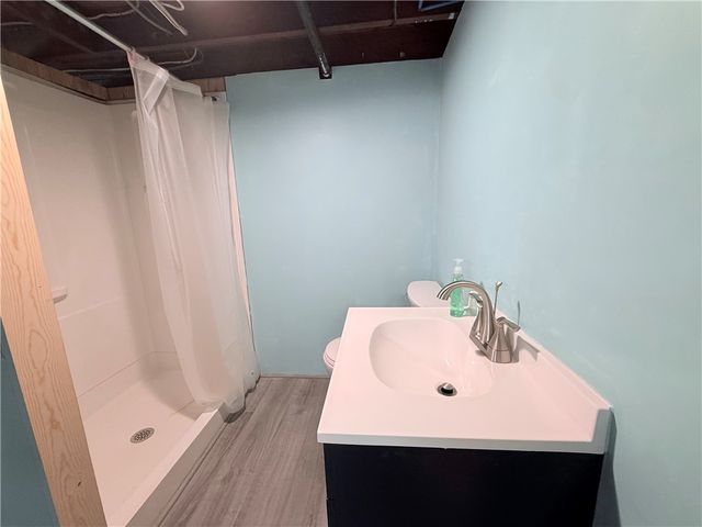 505 E Hazelcroft Ave, New Castle, PA 16105