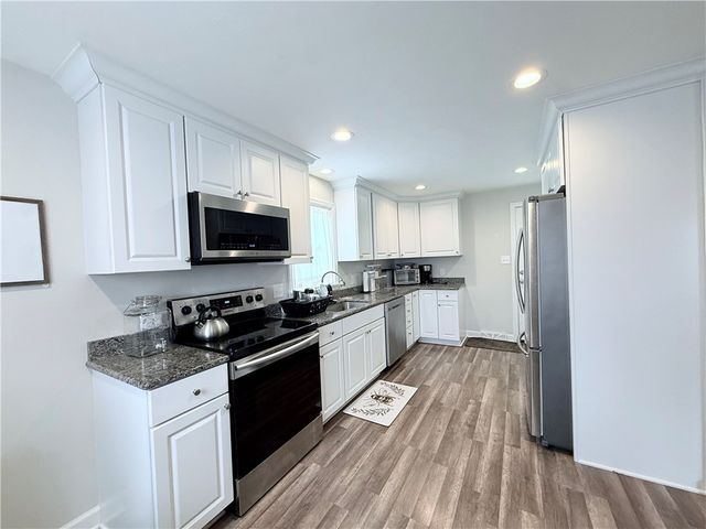 505 E Hazelcroft Ave, New Castle, PA 16105