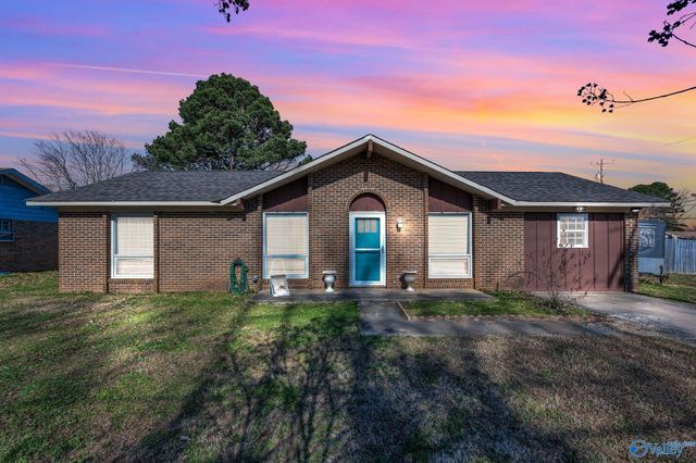 1002 Skyview Street Sw SW, Decatur, AL 35601