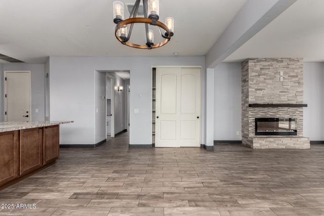 9302 W GEORGIA Avenue, Glendale, AZ 85305