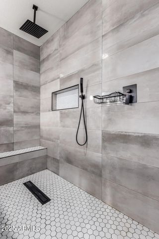 9302 W GEORGIA Avenue, Glendale, AZ 85305