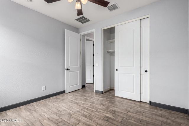 9302 W GEORGIA Avenue, Glendale, AZ 85305