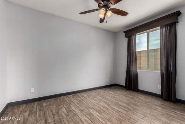 9302 W GEORGIA Avenue, Glendale, AZ 85305