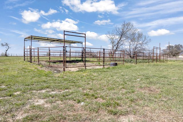 951 County Road 347, Dublin, TX 76446