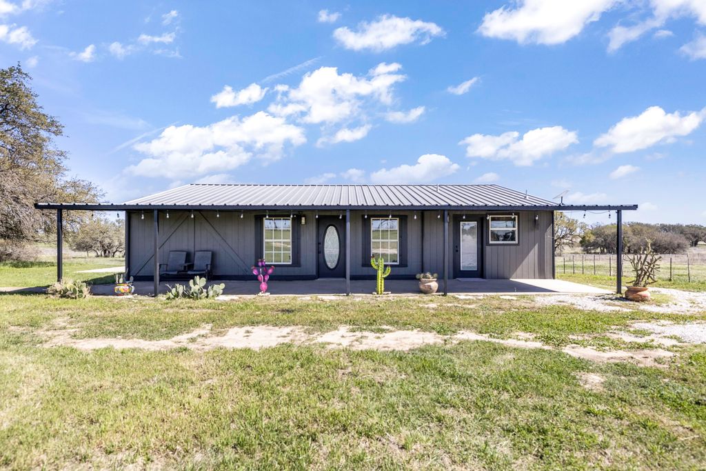 951 County Road 347, Dublin, TX 76446