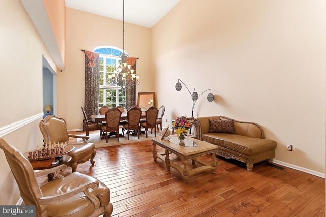 181 GLENWOOD AVE, Burlington, NJ 08016