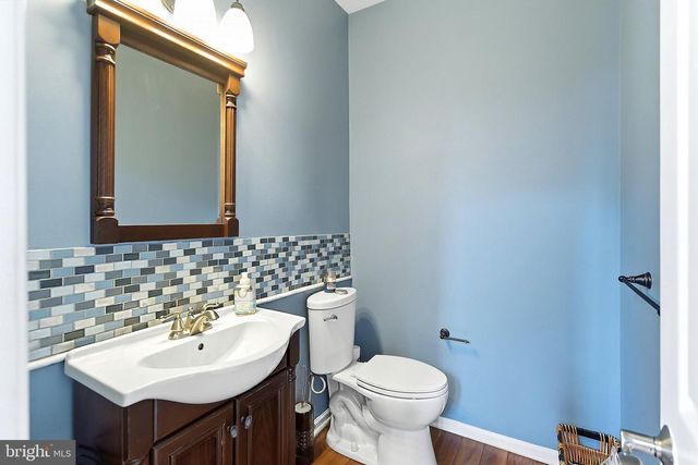 181 GLENWOOD AVE, Burlington, NJ 08016