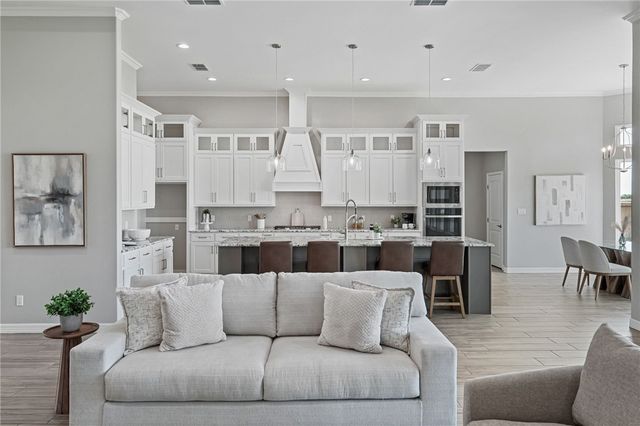 725 Mama Fefi Dr, Corpus Christi, TX 78414