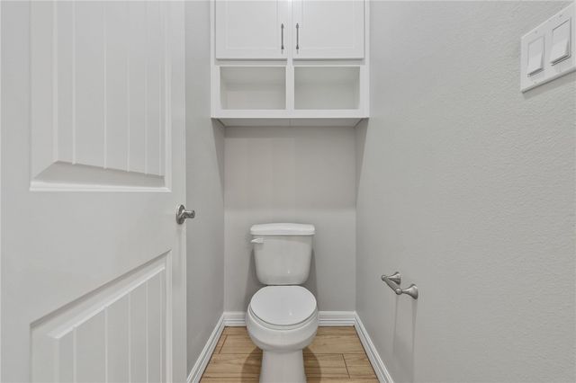 725 Mama Fefi Dr, Corpus Christi, TX 78414